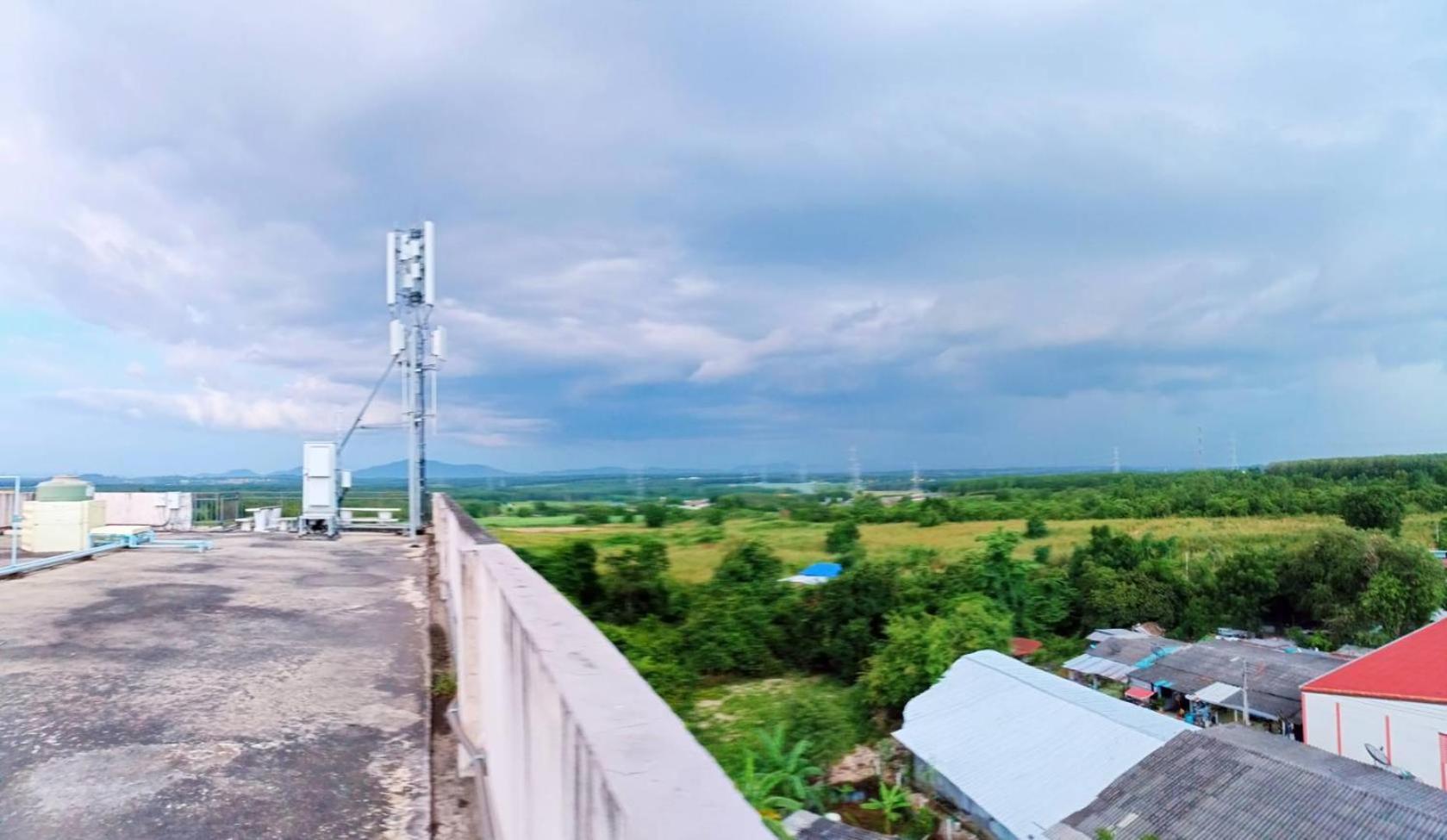Room 9 Residence (Adults Only) Pluak Daeng Bagian luar foto