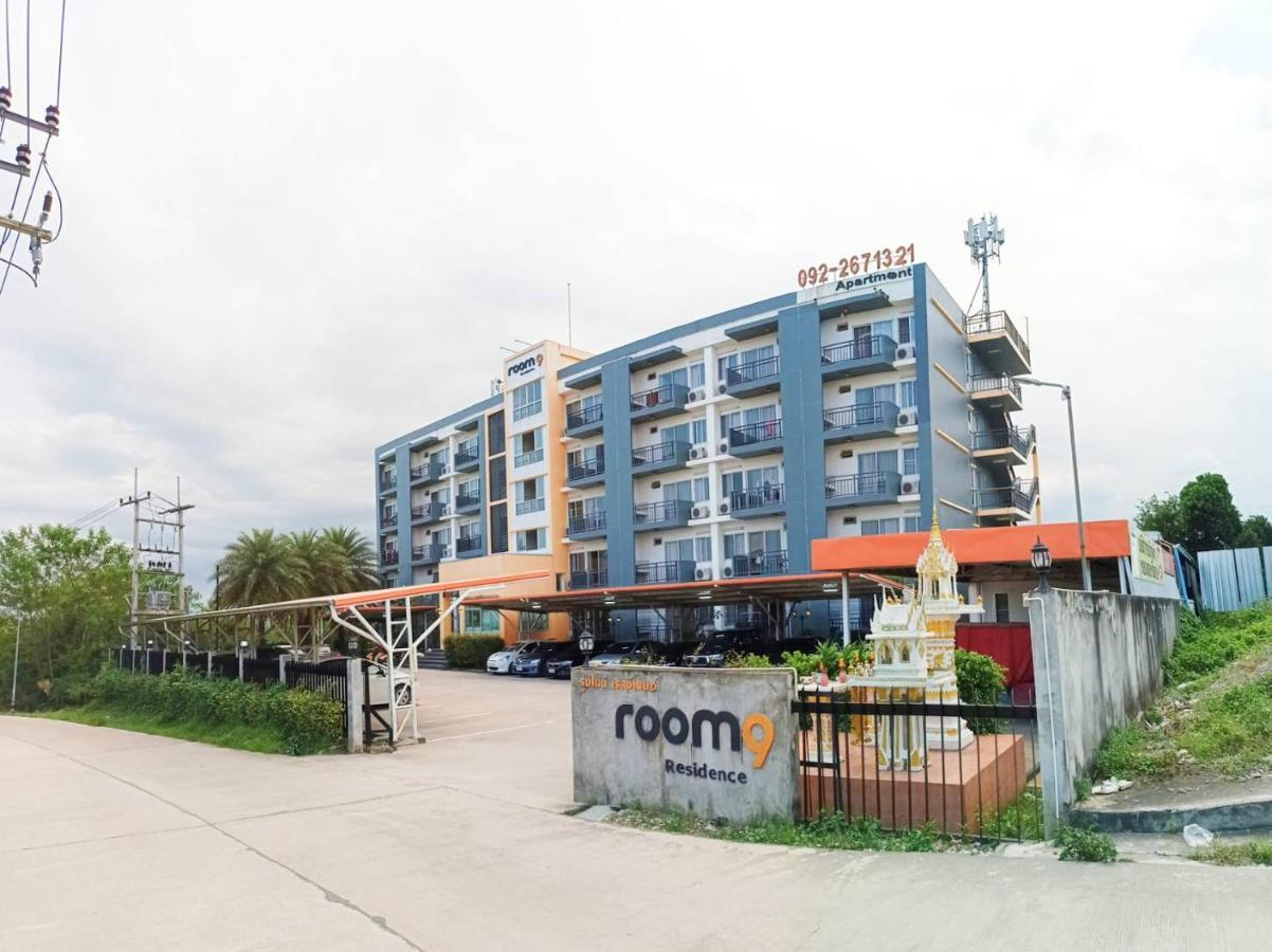 Room 9 Residence (Adults Only) Pluak Daeng Bagian luar foto