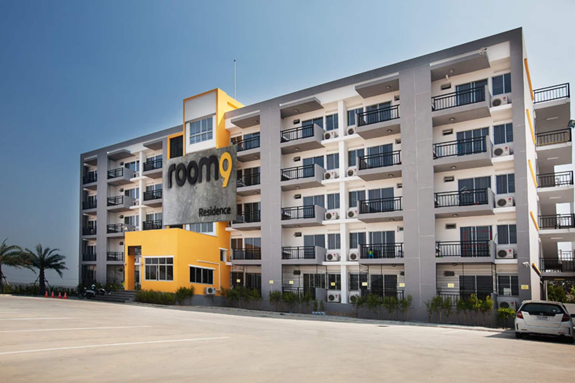 Room 9 Residence (Adults Only) Pluak Daeng Bagian luar foto